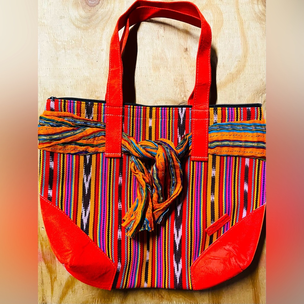 Authentic Guatemalan Shoulder Bag - image 1